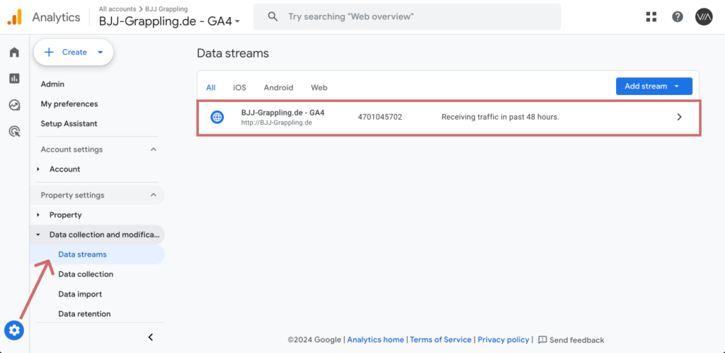 GA4 admin under „Data streams“ with the web stream of the site highlighted
