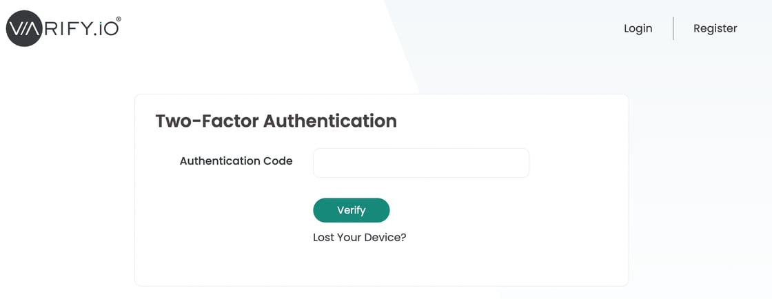 Login screen „Two-Factor Authentication“ with the field for the authentication code and the link „Lost Your Device?“